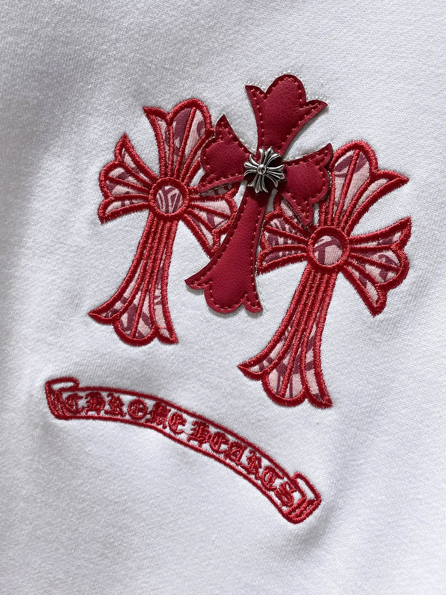 P276 Chrome Hearts Autumn and Winter 2025 Counter Synchronization Horseshoe Cross Handmade Three-dimensional Custom Patched Embroidery Hooded Sweatshirt Heavy Embroidery! ! ! Tens of thousands of needles! ! Improved customized version of 1:1 high-gram weight high-quality fabric Recommended color: white black code number: S, M, L, XL